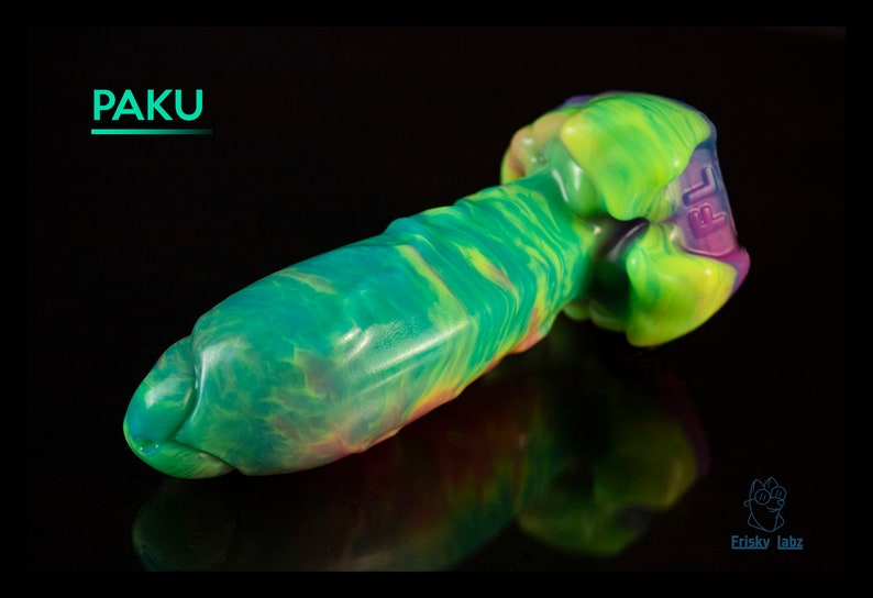 Paku - Small Fantasy Dildo Toy 