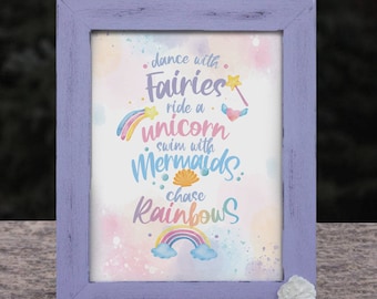 Moldura lilás pintada à mão – Decoração para quarto de menina com tema de unicórnio e sereia