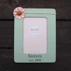 Sister Frame - Custom Picture Frame with Flower - Sister Picture Frame - Big Sister Photo Frame Gift - Wood Frame
