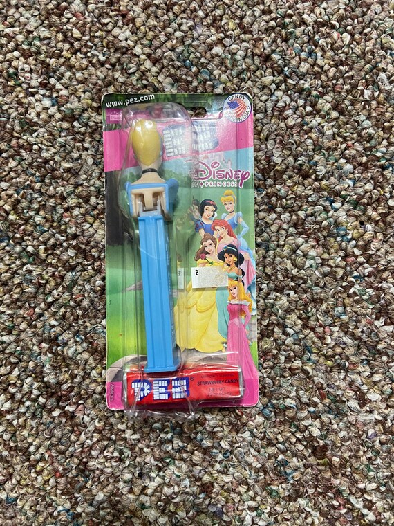 Details about   Cinderella PEZ dispenser Disney princess New in damaged package 
