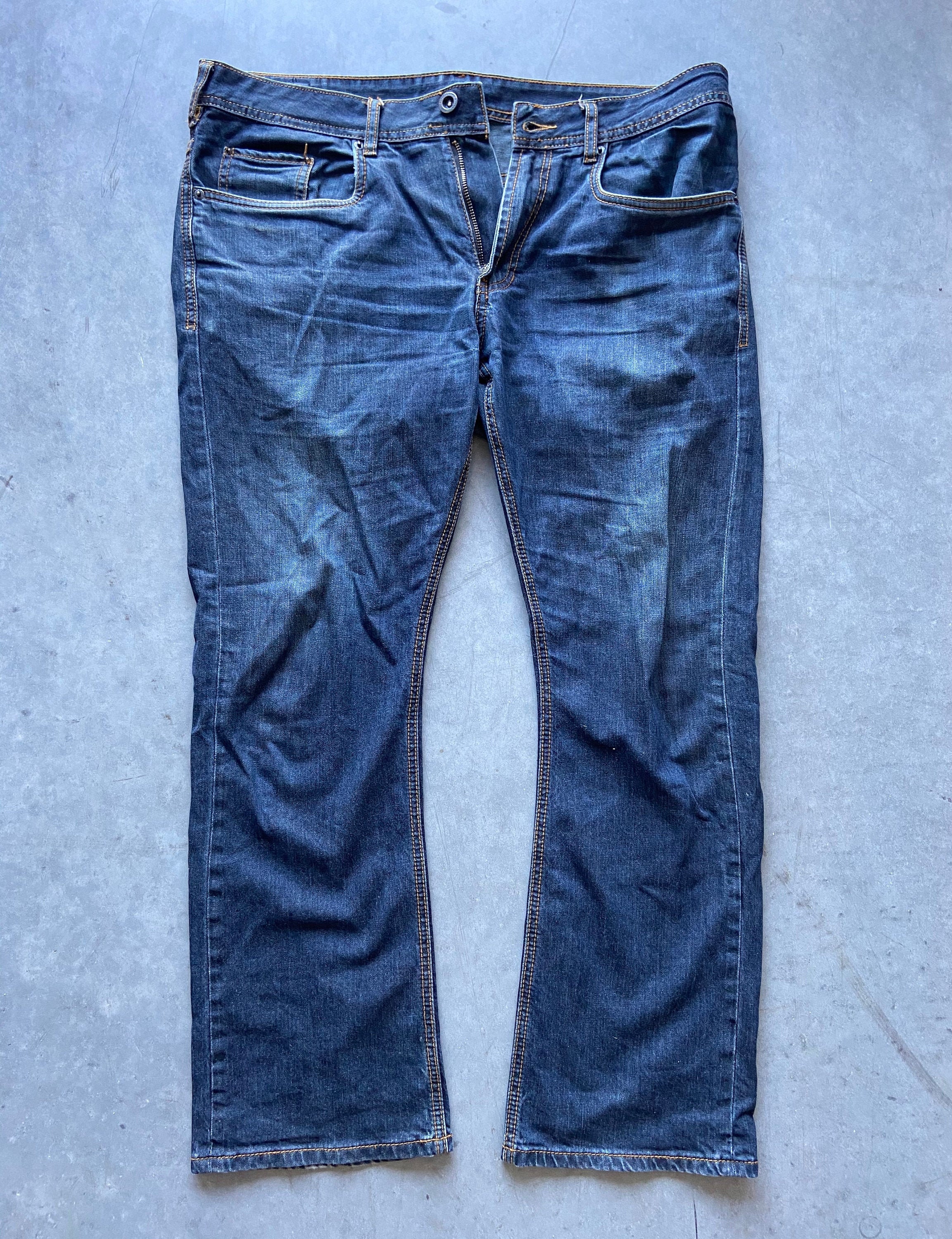 Size 34 x 34 Buffalo Jeans (Some wear 