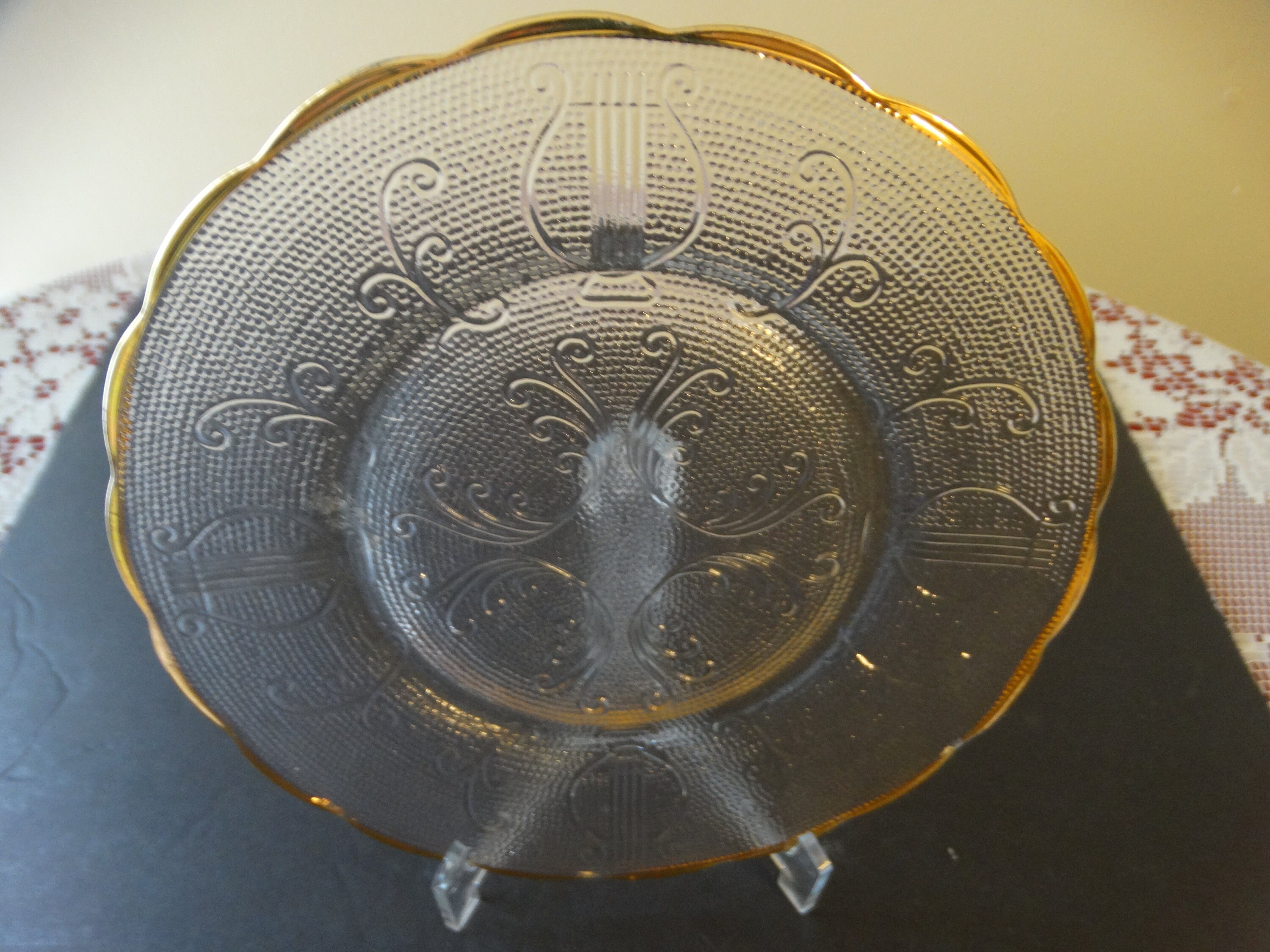 Vintage Glass Company Harp Glass Harp Plate 7 across circa
