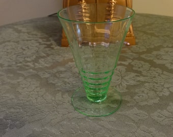 Vintage Cambridge Glass Company "Decagon" Green color Footed 8 oz. Tumbler 4 3/4" circa 1930's