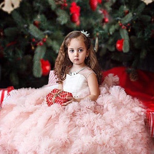 Vestido niña flor rosa Tul Volantes Cumpleaños Princesa Ocasión especial -modelo Elizabeth