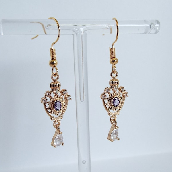 The Buckingham: Historically Inspired Earrings