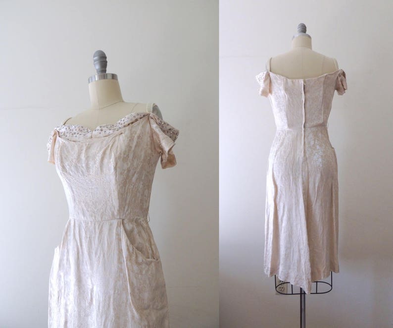 kangaroo pockets XS wedding reception dress 50s white dress Vintage 1950s cream brocade wiggle dress with off the shoulder straps