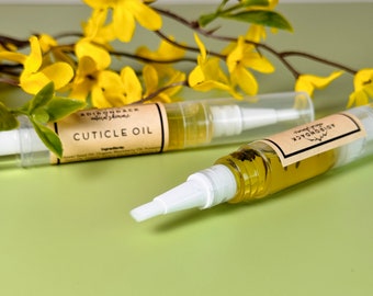 Handmade Cuticle Oil Pen with Botanical Oils Infused with Alfalfa, Nettle and Rosemary, Mess Free Portable Cuticle Oil Brush, Nail Treatment