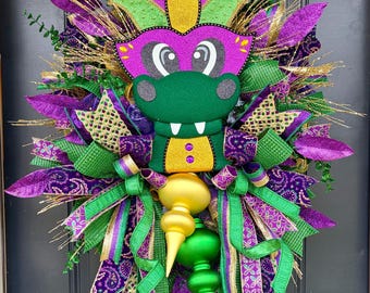Luxury Mardi Gras Wreath, Alligator Mardi Gras Door Decor, Whimsical Cute Mardi Gras Wreath, Handmade Carnival Wreath, Large Wreath for Door