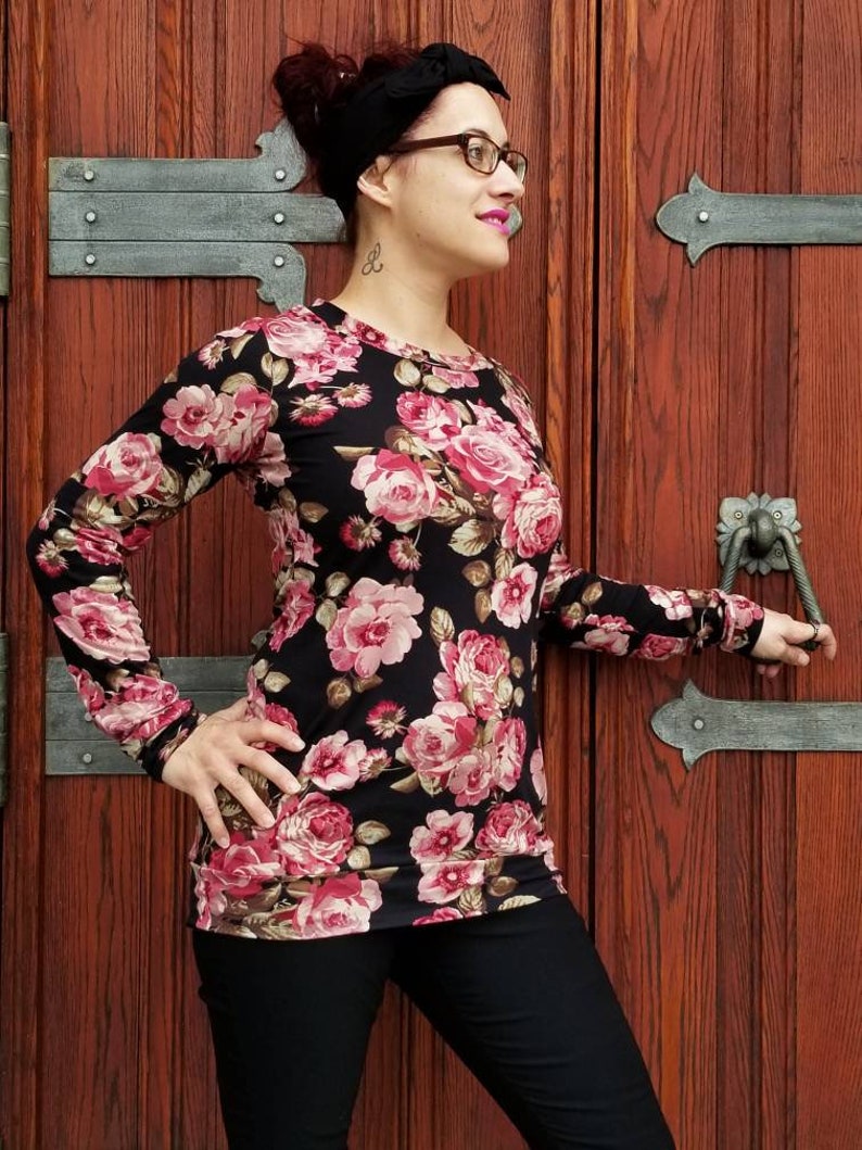 made of double brushed polyester woman pink flowers small size to XXL Vintage flower tunic sweater black background tunic