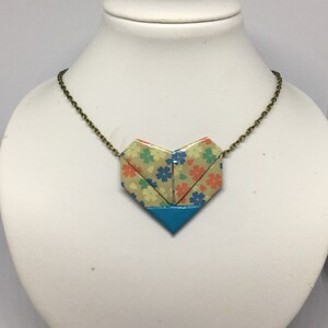 Collana con cuore origami