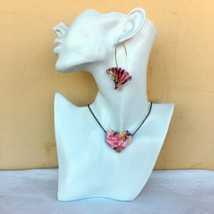 Orecchini con ventagli  fatti a mano con carta washi per origami e monachella placcata oro 18k