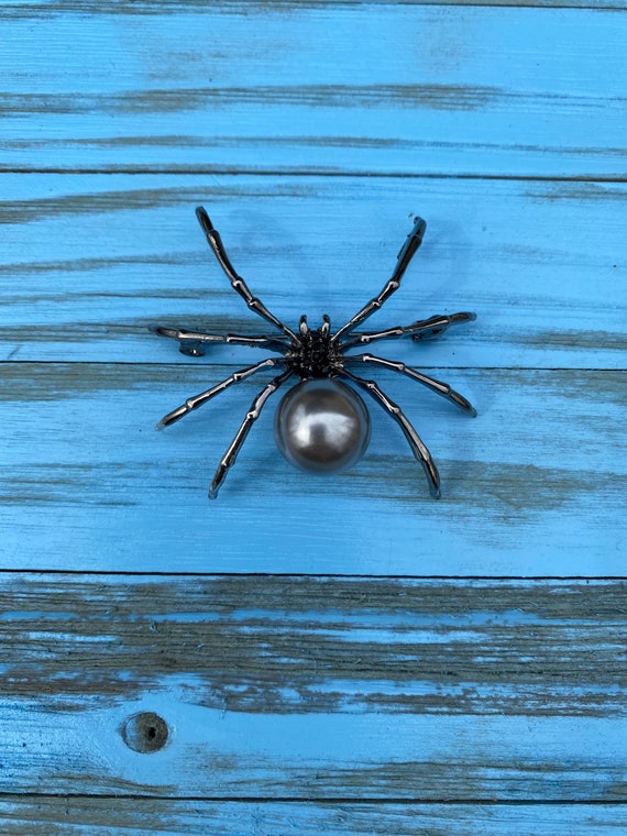 Black Widow Tarantula Spider Brooch Pin Silver Pe… - image 3