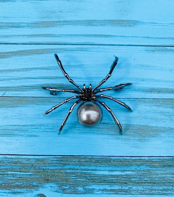 Black Widow Tarantula Spider Brooch Pin Silver Pe… - image 1