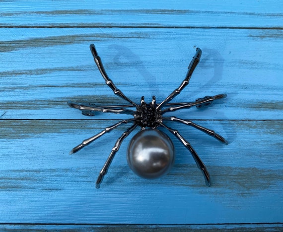 Black Widow Tarantula Spider Brooch Pin Silver Pe… - image 4