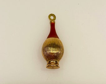 Vintage 18k Yellow Gold Chianti Bottle Charm with Red Enamel