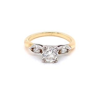Vintage 1940&#39;s 14ky .85ct round diamond ring with marquise diamond sides