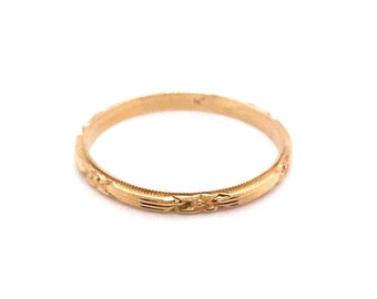 Vintage 1940’s 14k yellow gold engraved orange blossom stackable wedding band