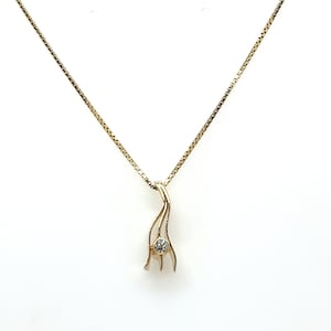 Vintage 14k yellow gold Wave Pendant with Round Diamond hanging on a Box chain
