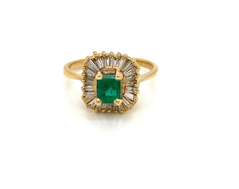 Vintage 18k yellow gold Emerald and Diamond Baguette Ballerina Ring