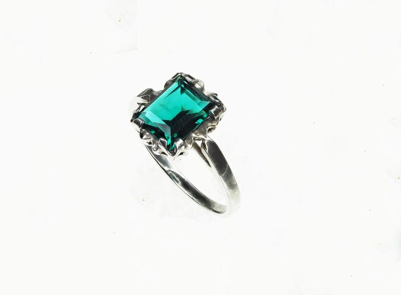 Vintage 1950's 10k White Gold Rectangular Green S… - image 5