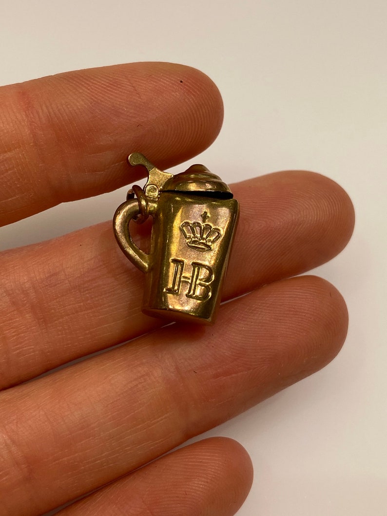 charm Vintage 14k yellow gold German beer stein with lid with HB logo Hofbr\u00e4uhaus