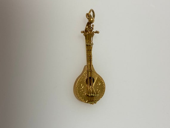 Vintage 14k yellow gold banjo/ ukulele charm - image 2