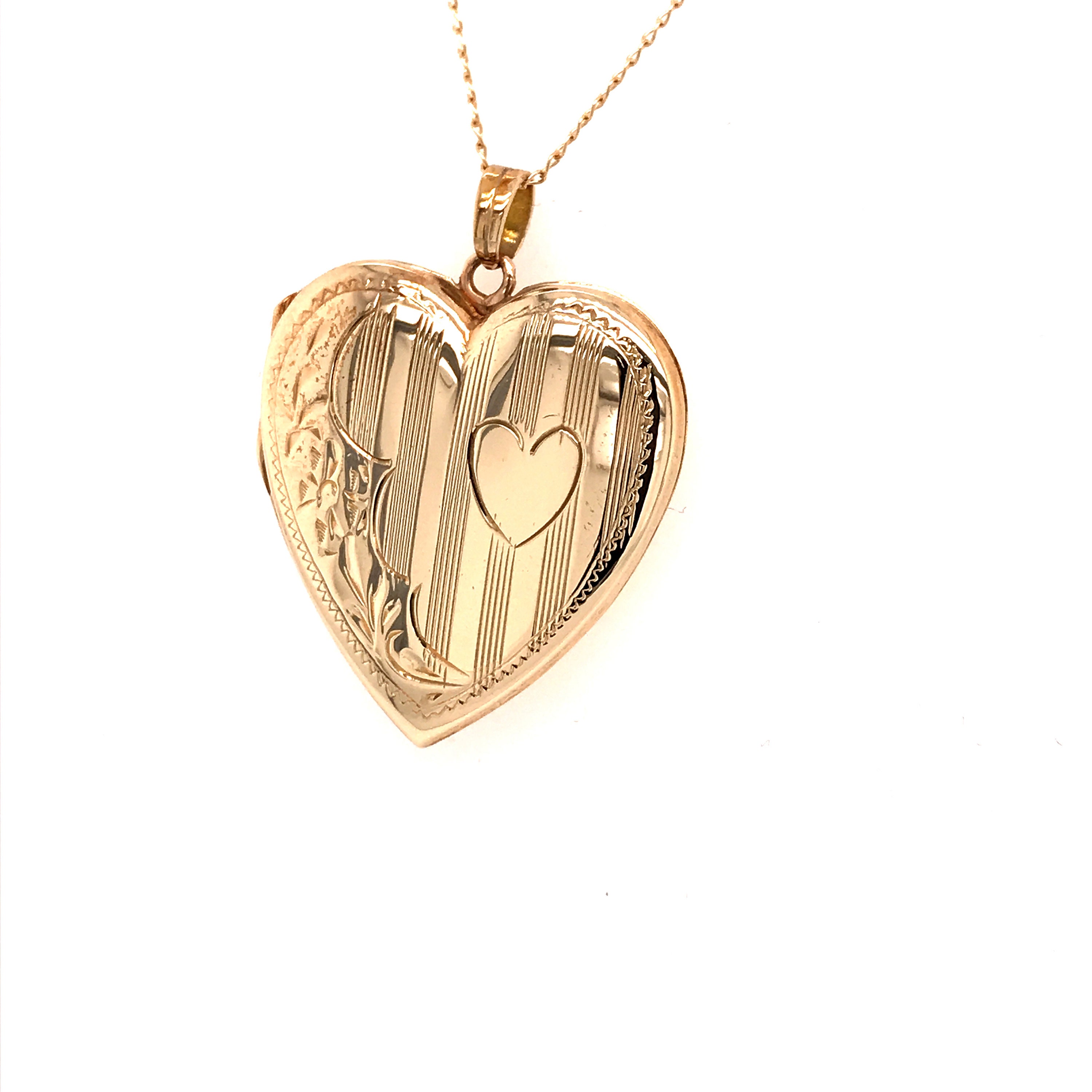 [COLD FRAME] /☆  VERY VINTAGE GOLD HEART PENDANT NECKLACE VERY VINTAGE GOLD HEART PENDANT NECKLACE