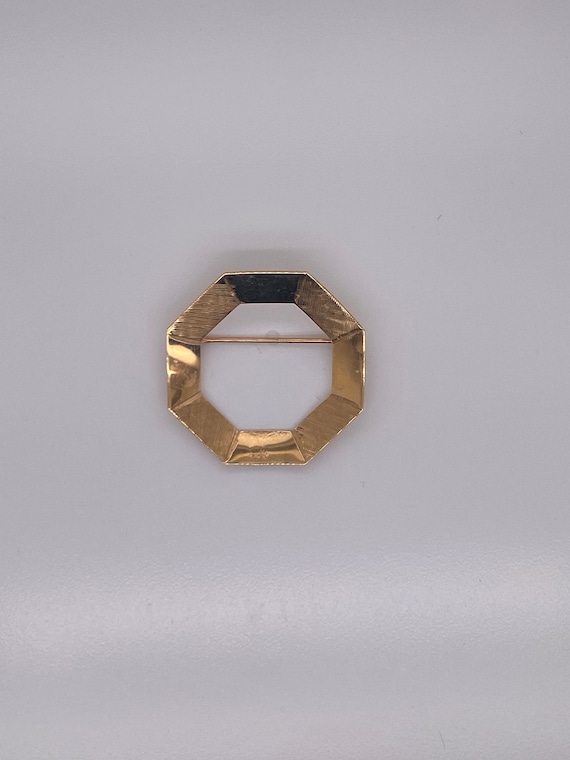 Vintage 14k yellow gold octagon pin