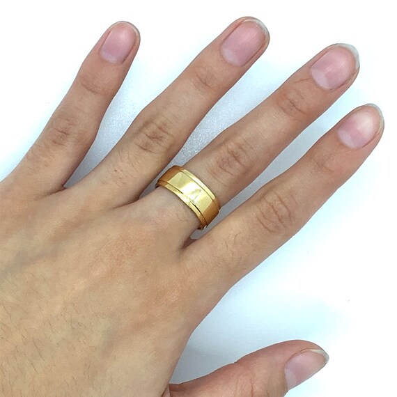 Vintage 14k yellow gold 8.5mm wide band - image 4