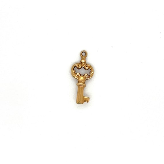 Vintage 14k yellow gold Key charm - image 1