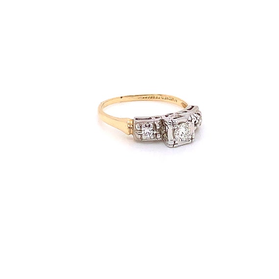 Vintage 1950's 3 stone diamond engagement ring .1… - image 3