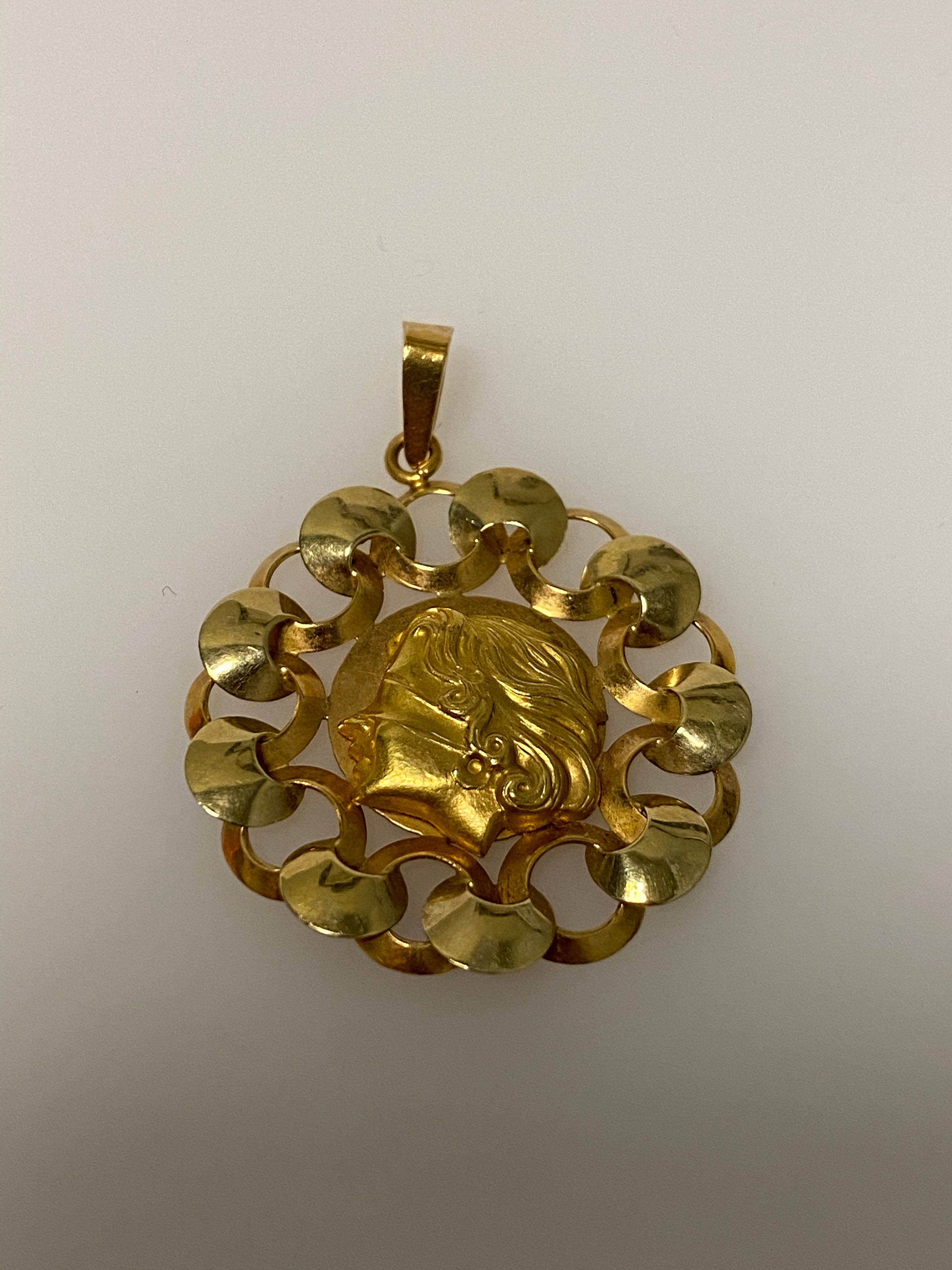 Vintage 18k Yellow Gold Blindfold Lady 