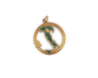 Vintage 18K Yellow Gold Italy Map Charm Pendant with Green Enamel