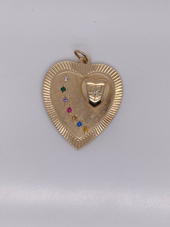 Vintage 14k Yellow Gold Heart Pendant: Vintage 14k Yellow Gold Heart Pendant: