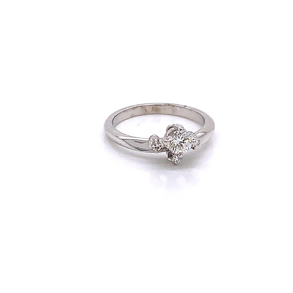 Vintage 1960s Flower Design Engagement Ring .36ct - image 2