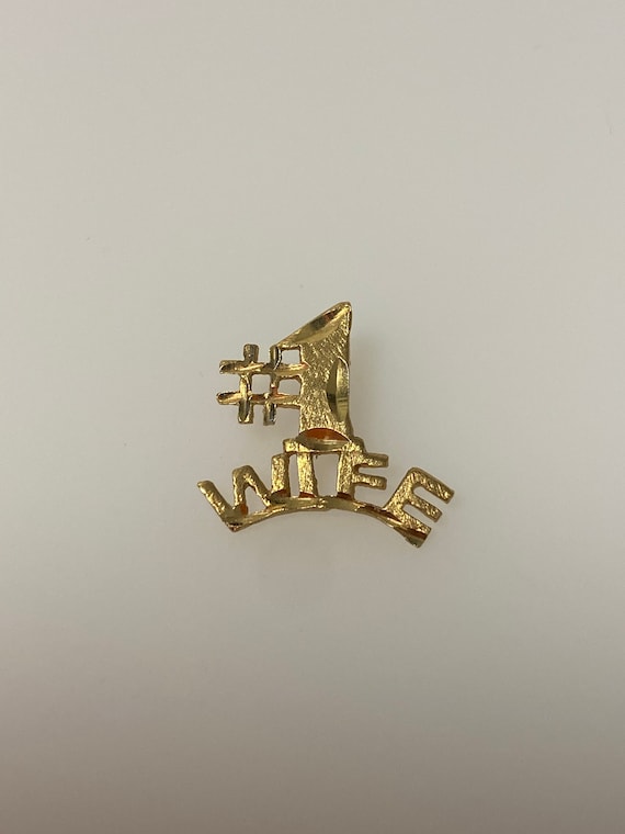 Vintage 14k yellow gold #1 wife charm