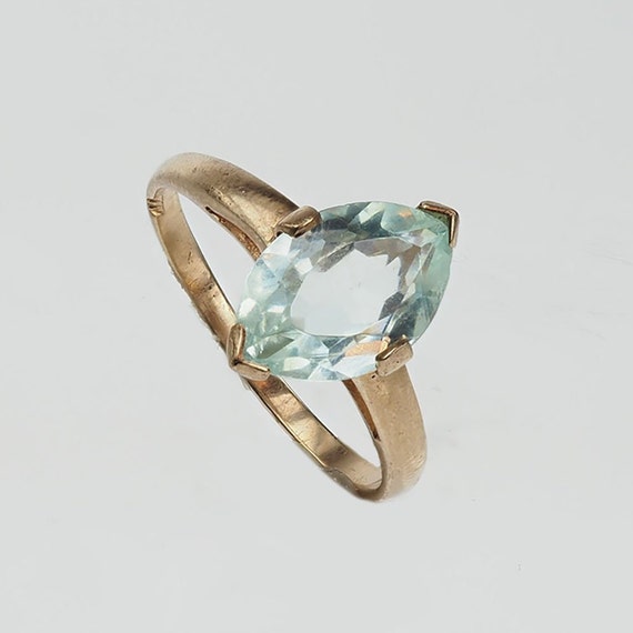 Vintage 1940s 10k gold light blue stone ring - image 2