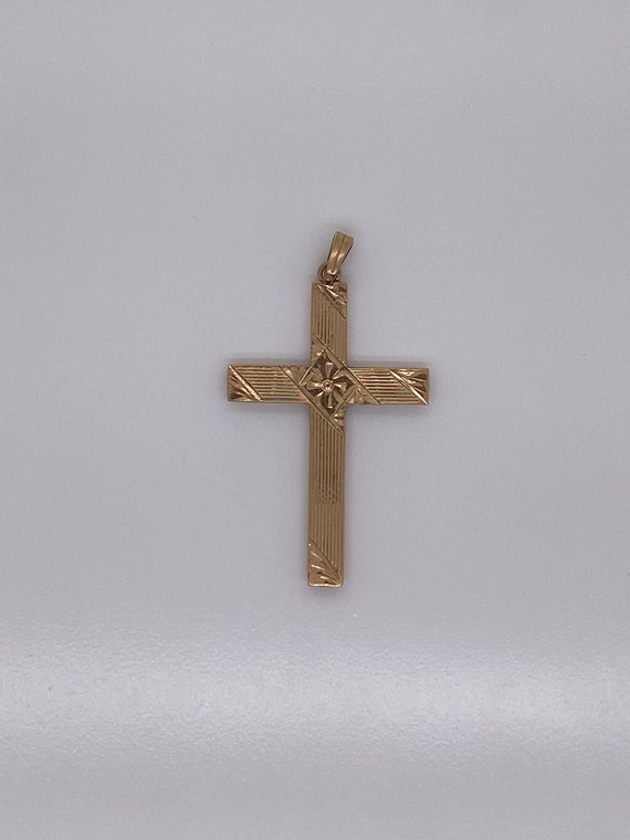 Vintage 10k yellow gold cross - image 1