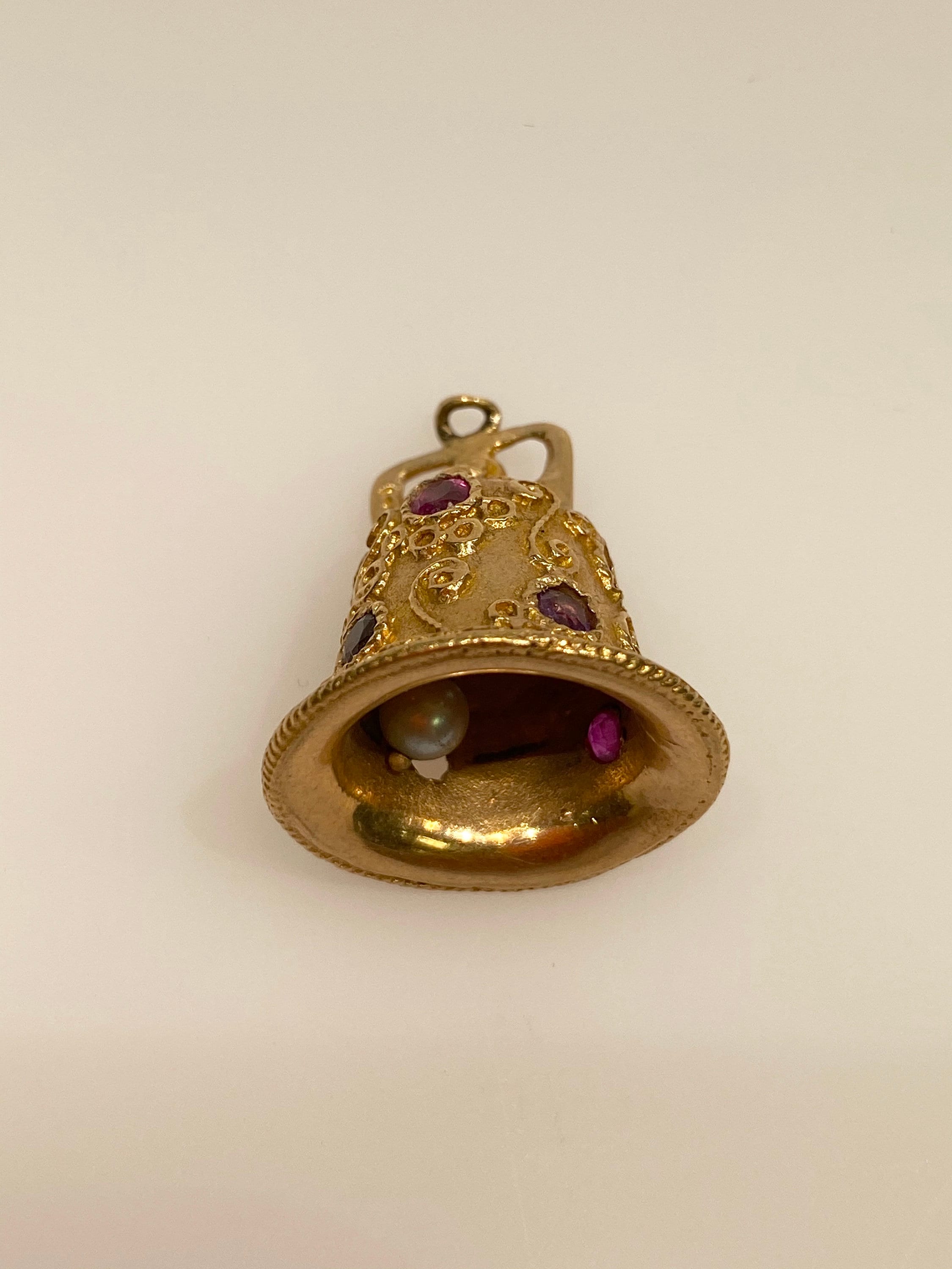 * vintage bell ornament ❀ パピエマシェの 可愛い ベル vintage bell ornament ❀ パピエマシェの 可愛い ベル - メルカリ