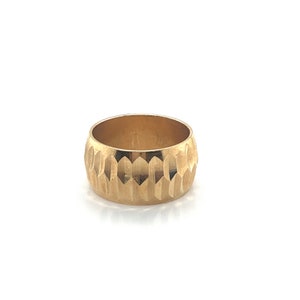 Vintage 14k Yellow Gold Wide Textured Band