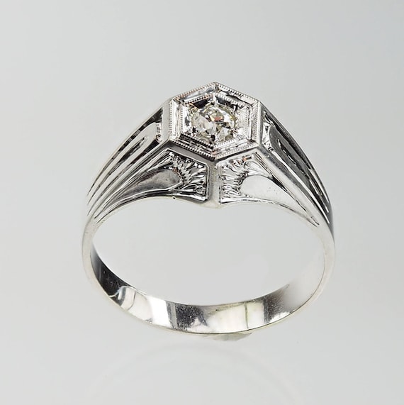 Vintage 1930s 18kw diamond ring .10ct