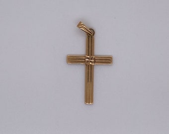 Vintage 14k yellow gold engraved cross