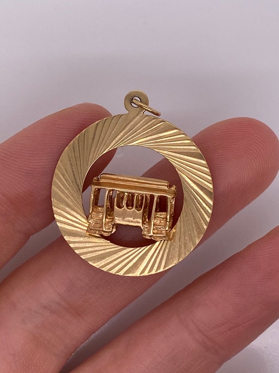 Vintage 14k yellow gold San Francisco trolley cha… - image 2