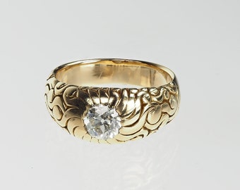 Vintage 1930s 14K Yellow Gold Gents Diamond  Bezel Set Carved Ring .90ct