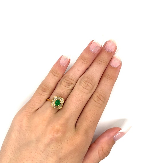 Vintage 18k yellow gold Emerald and Diamond Bague… - image 3