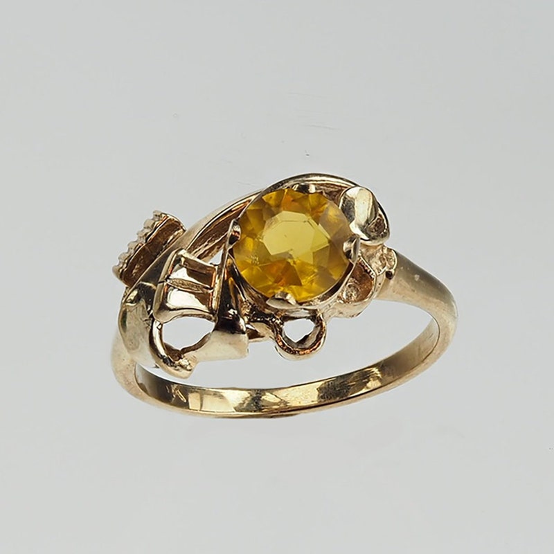 Retro Ring with Inlaid Stones main image 1