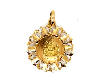 Vintage 18K Yellow Gold Manger Christmas Charm