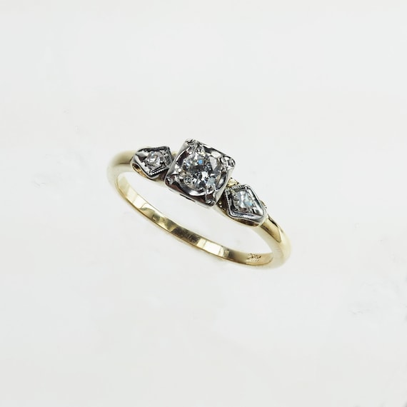 Vintage 1940's Art Deco Diamond Engagement Ring .… - image 3