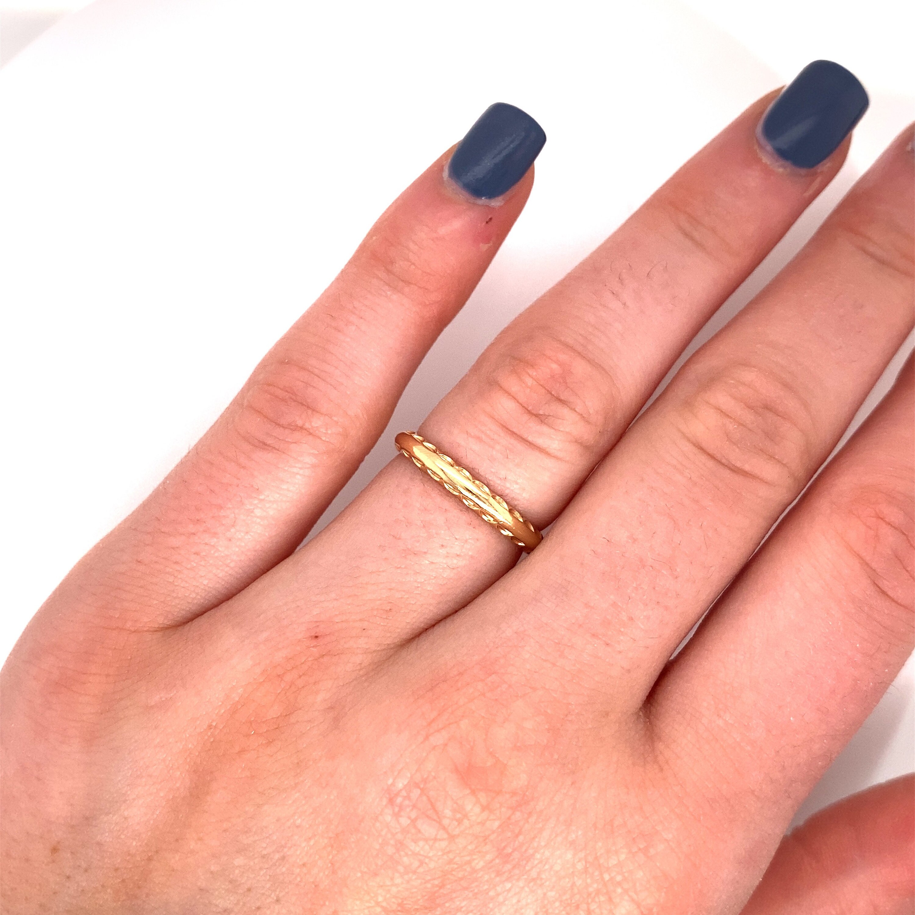 Vintage 1940’s 14k Yellow Gold Engraved Stackable Wedding Band - Etsy
