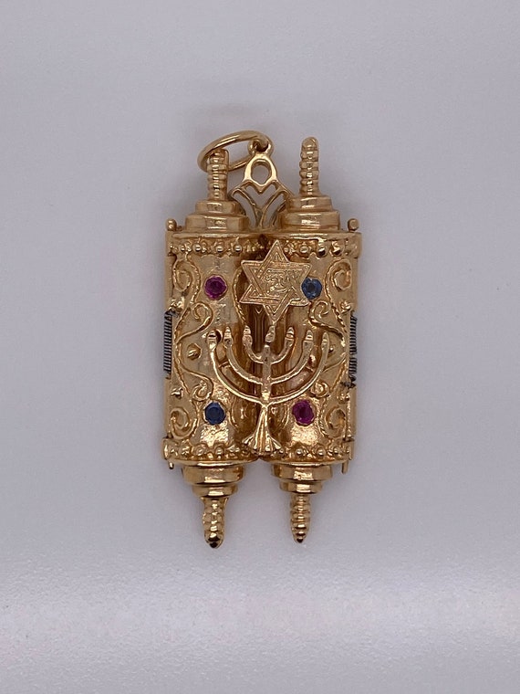 Vintage 14k yellow gold Torah scroll charm